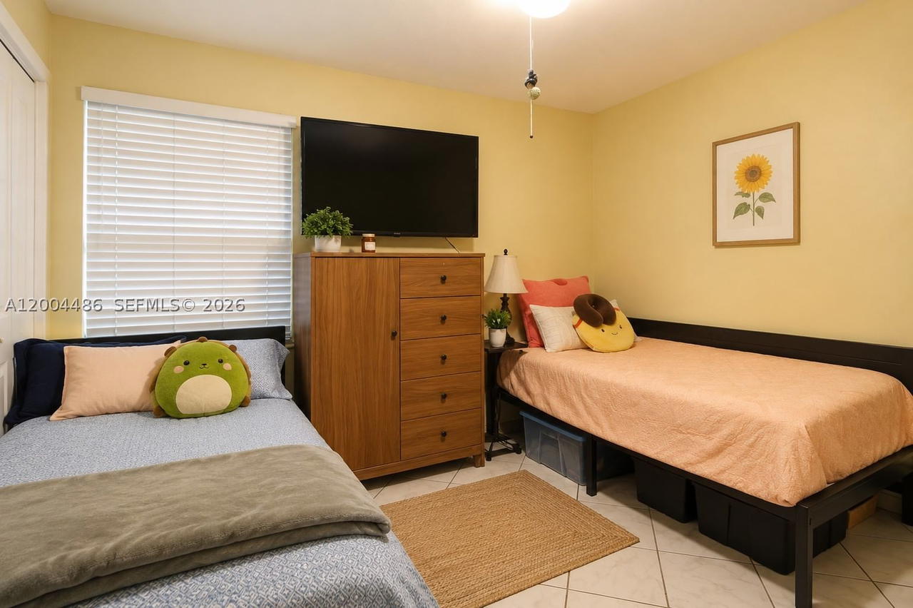 Real estate property located at 15071 127th Ct, Miami-dade, Deerwood Townhomes, Miami, FL