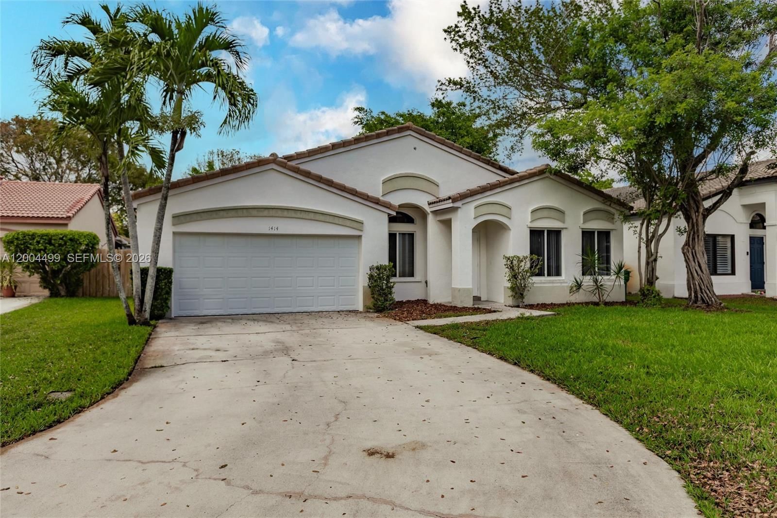 Real estate property located at 1414 Harmony Lake Cir, Broward, Village At Harmony Lake, Davie, FL
