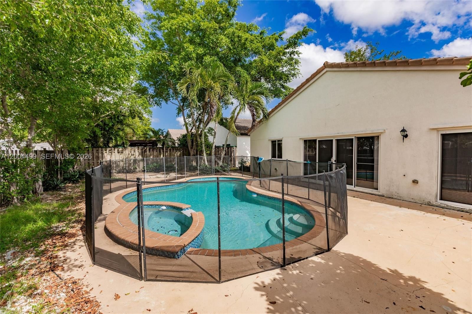 Real estate property located at 1414 Harmony Lake Cir, Broward, Village At Harmony Lake, Davie, FL