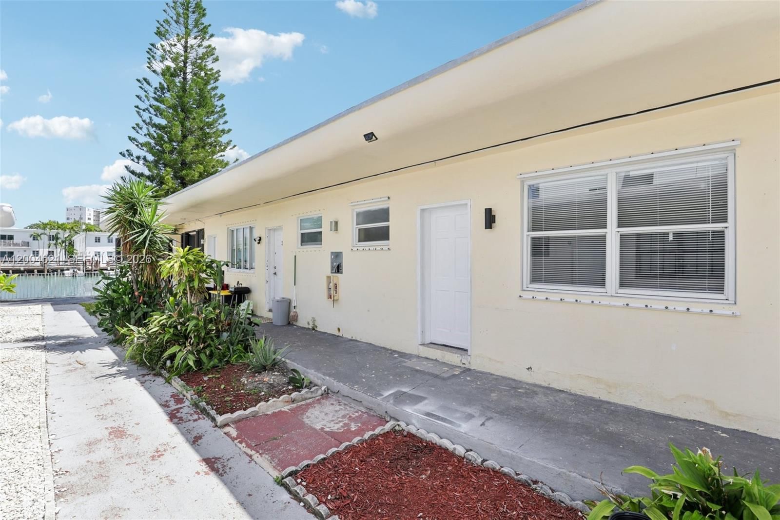 Real estate property located at 7975 Crespi Blvd, Unit 2, Miami-dade, Biscayne Bch Sub, Miami Beach, FL