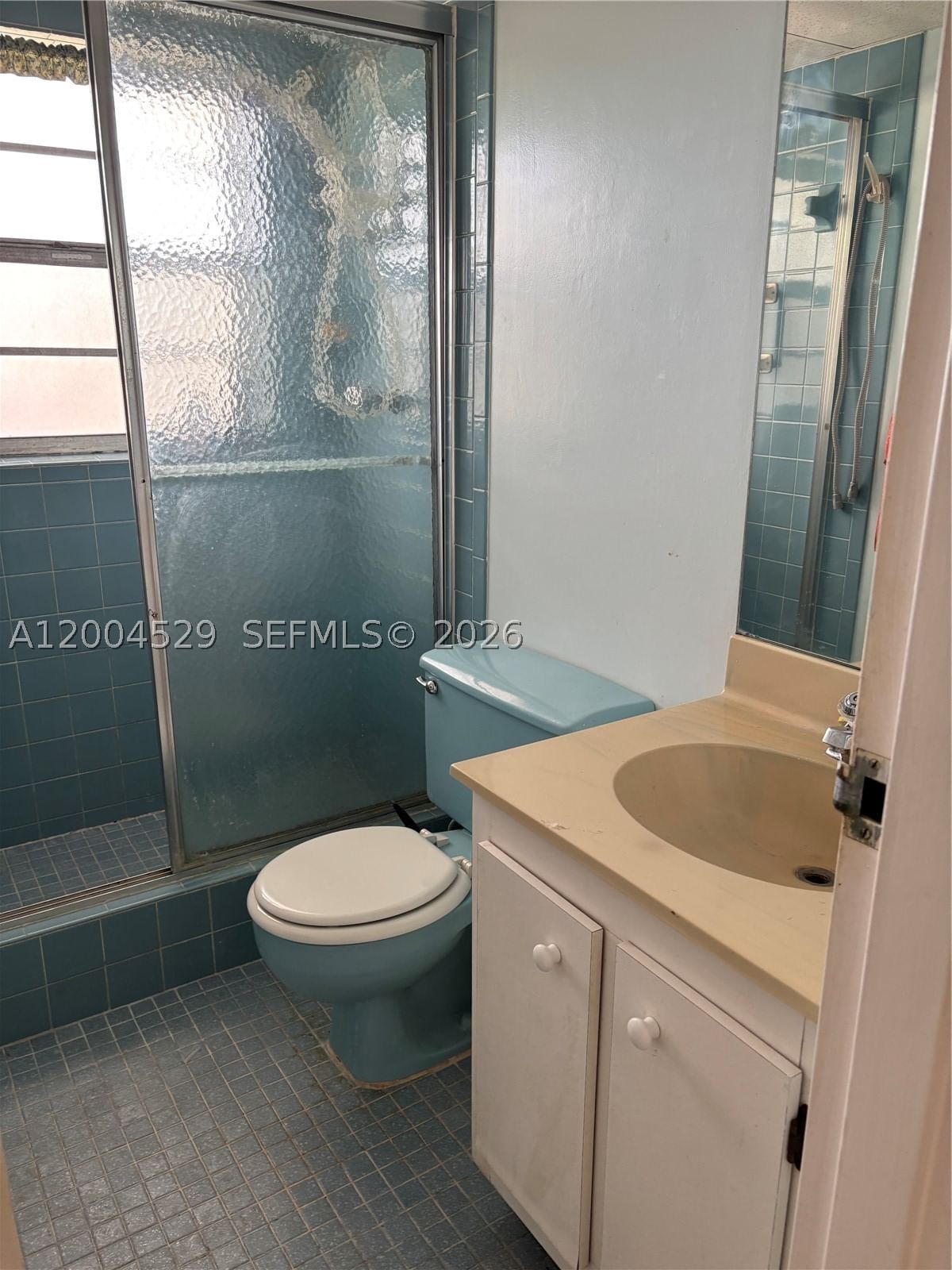 Real estate property located at 1045 Country Club Dr #307, Broward, Oriole Golf & Tennis Club, Margate, FL