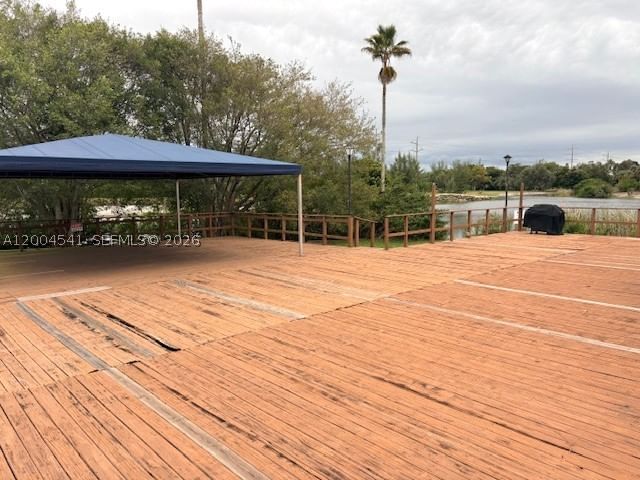 Real estate property located at 4174 Inverrary Dr #914, Broward, Manors Of Inverrary Xi, Lauderhill, FL