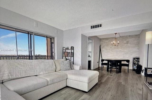 Real estate property located at 4174 Inverrary Dr #914, Broward, Manors Of Inverrary Xi, Lauderhill, FL