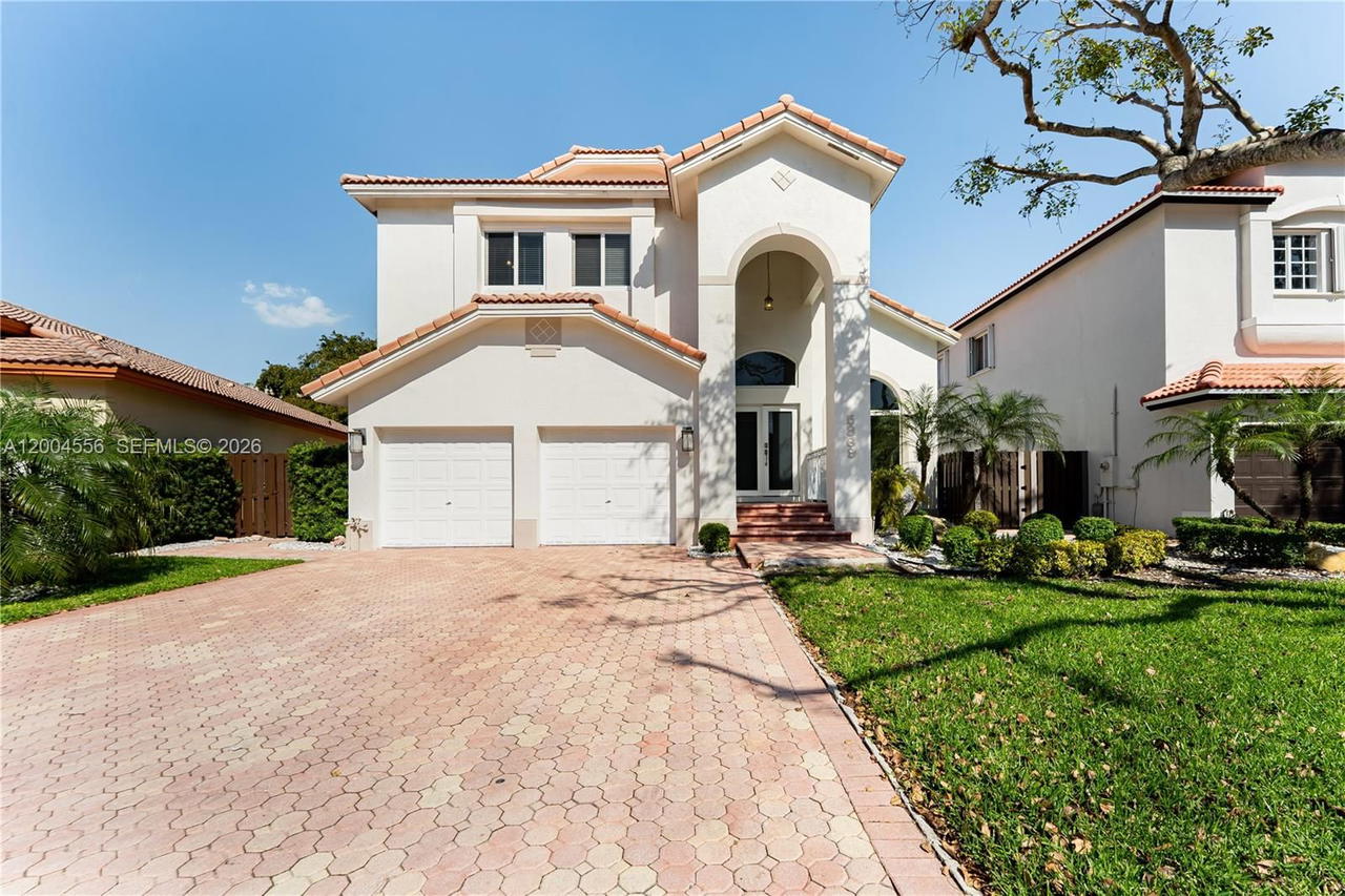 Real estate property located at 5869 108th Pl, Miami-dade, Doral Isles Antilles 1st, Doral, FL
