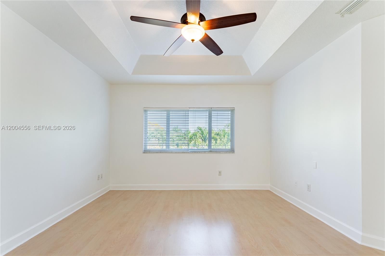 Real estate property located at 5869 108th Pl, Miami-dade, Doral Isles Antilles 1st, Doral, FL