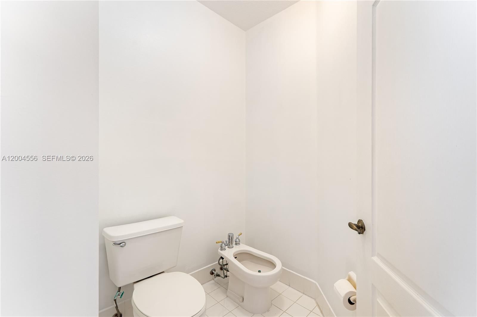 Real estate property located at 5869 108th Pl, Miami-dade, Doral Isles Antilles 1st, Doral, FL