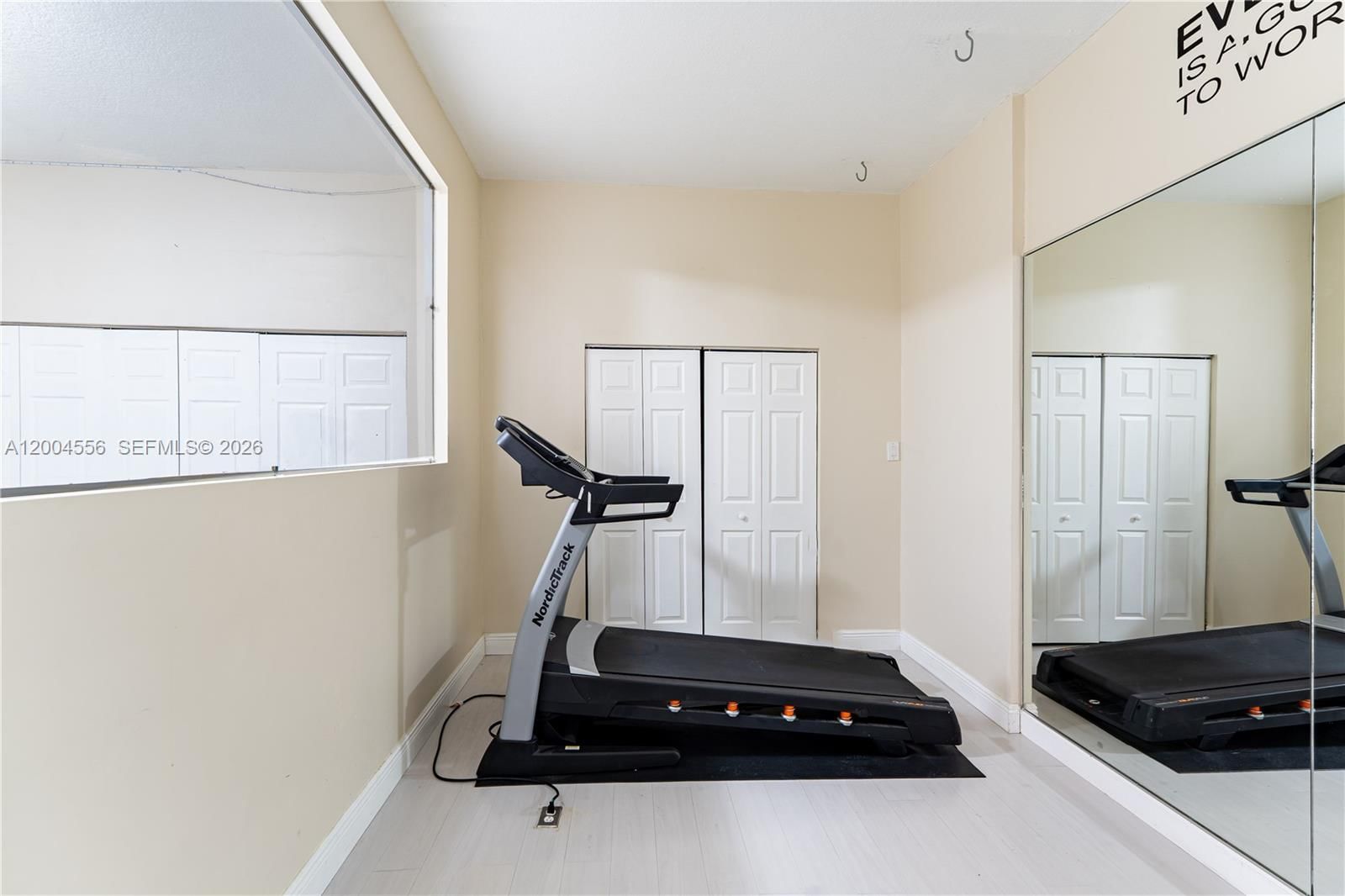 Real estate property located at 5869 108th Pl, Miami-dade, Doral Isles Antilles 1st, Doral, FL