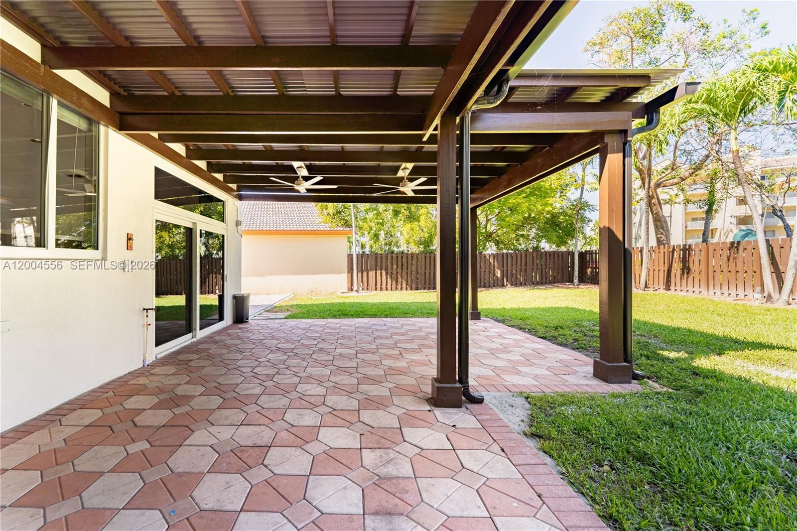 Real estate property located at 5869 108th Pl, Miami-dade, Doral Isles Antilles 1st, Doral, FL