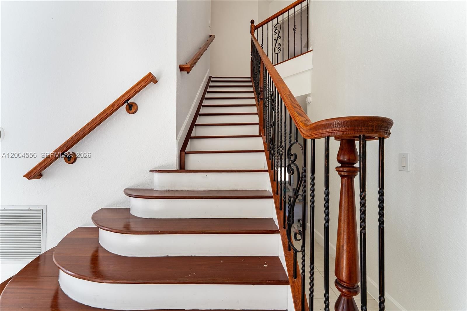 Real estate property located at 5869 108th Pl, Miami-dade, Doral Isles Antilles 1st, Doral, FL