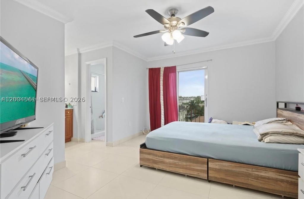 Real estate property located at 440 23rd St #1310, Miami-dade, Golden Gate Condo, Hialeah, FL