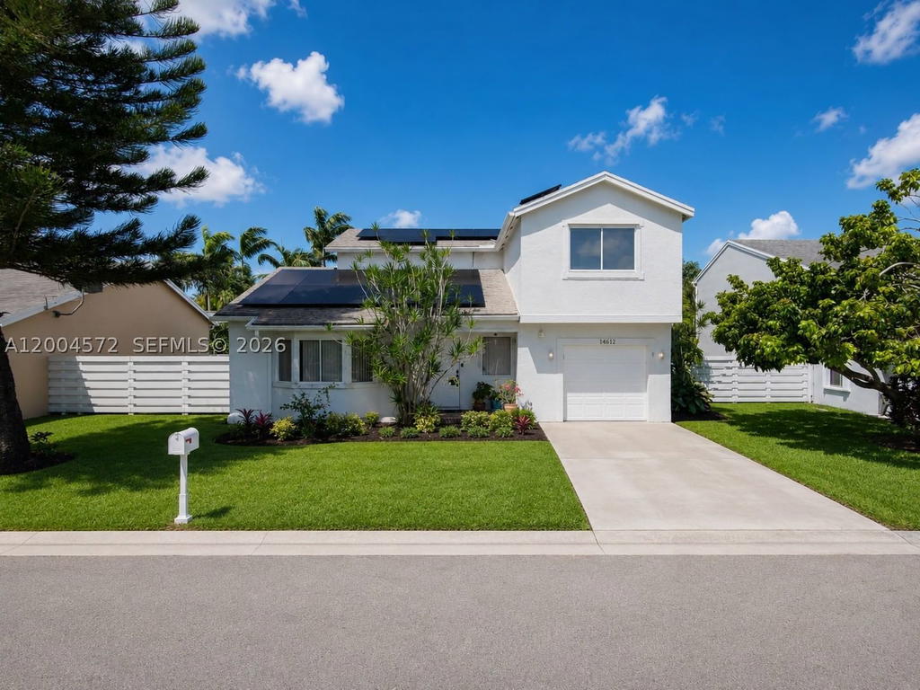 Real estate property located at 14512 139th Ave Cir W, Miami-dade, Stoneybrook At Country Wa, Miami, FL
