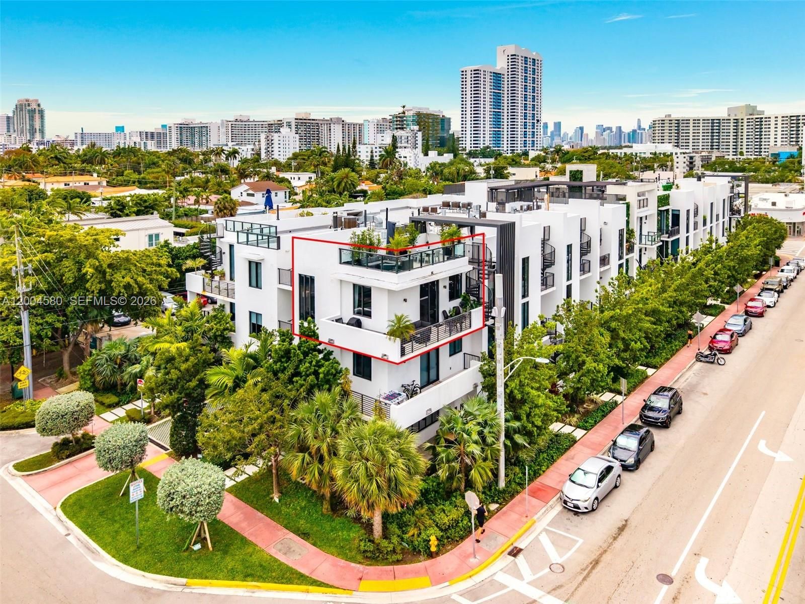 Real estate property located at 1030 15th St #321, Miami-dade, Lincoln Sub, Miami Beach, FL