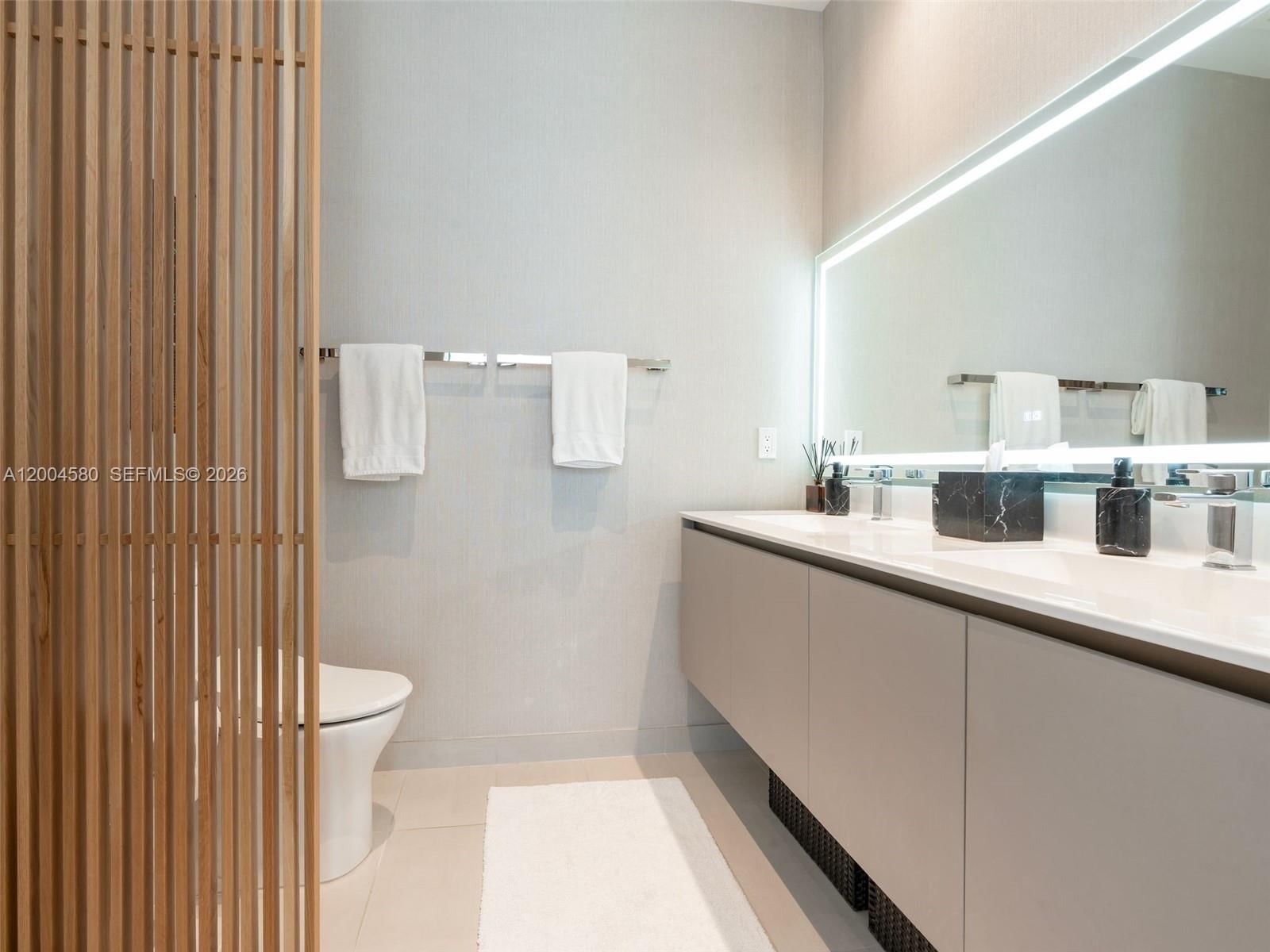 Real estate property located at 1030 15th St #321, Miami-dade, Lincoln Sub, Miami Beach, FL