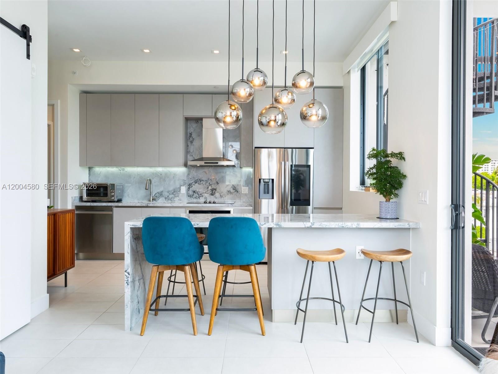 Real estate property located at 1030 15th St #321, Miami-dade, Lincoln Sub, Miami Beach, FL