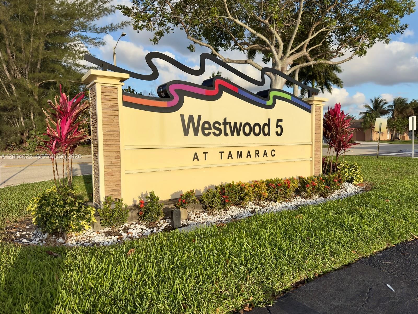 Real estate property located at 8102 96th Ter, Broward, Westwood Community 5, Tamarac, FL