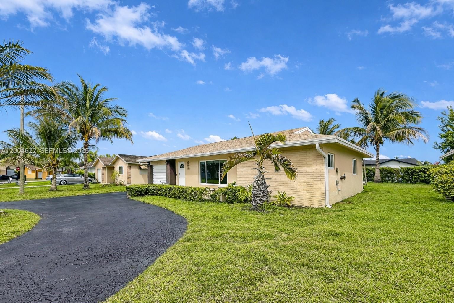Real estate property located at 8102 96th Ter, Broward, Westwood Community 5, Tamarac, FL