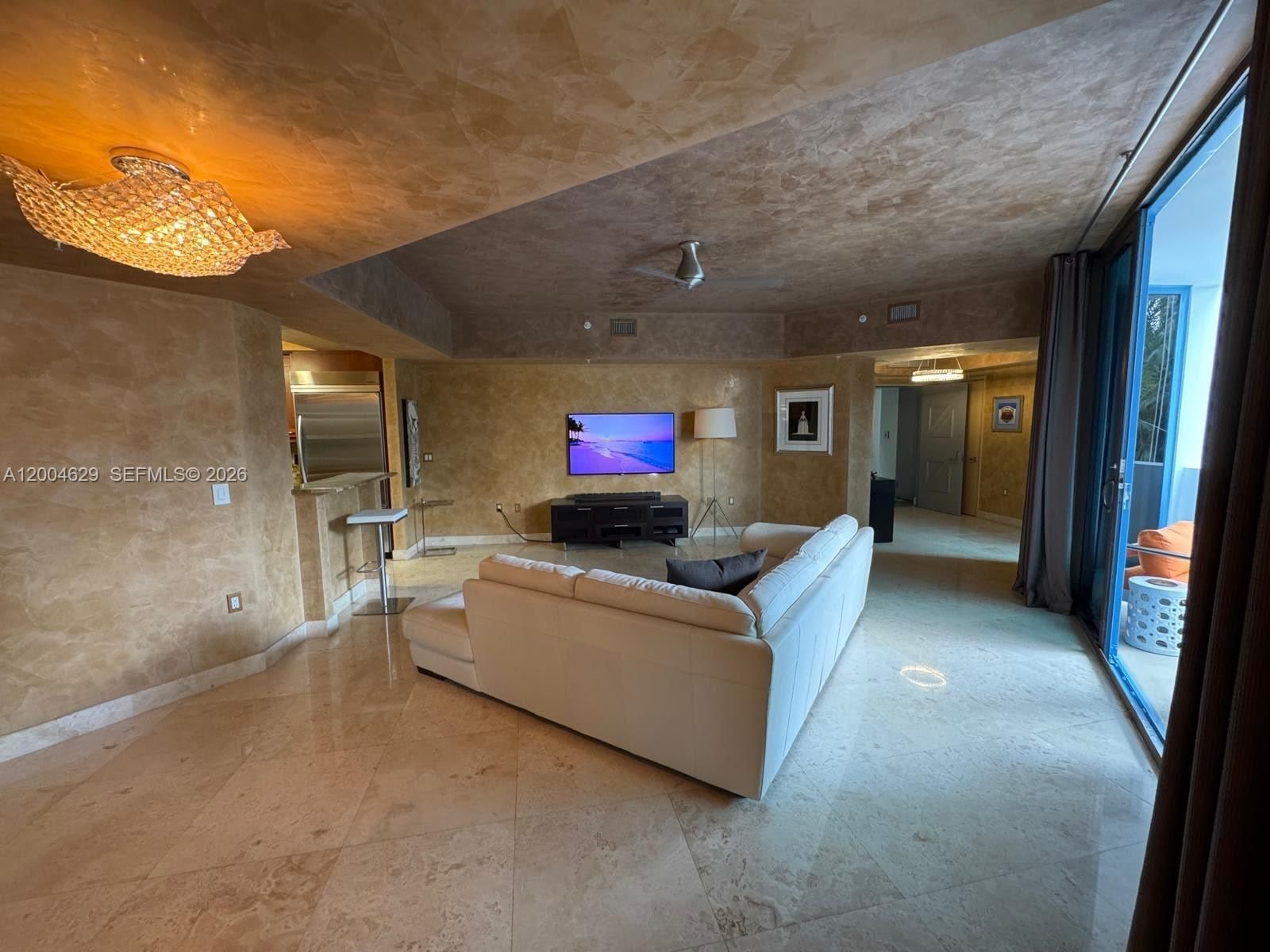 Real estate property located at 333 Las Olas Way #304, Broward, Las Olas River House Cond, Fort Lauderdale, FL