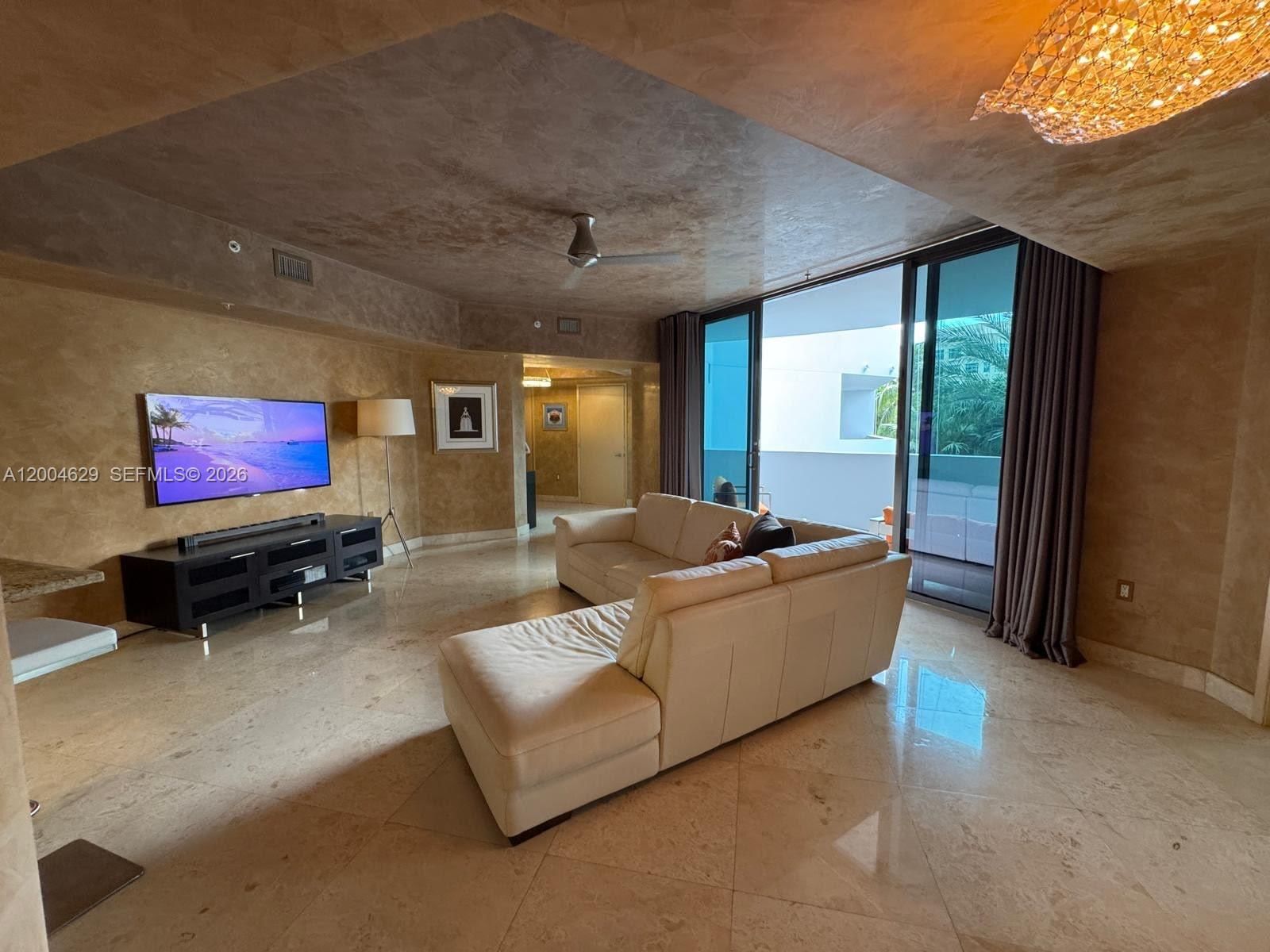 Real estate property located at 333 Las Olas Way #304, Broward, Las Olas River House Cond, Fort Lauderdale, FL