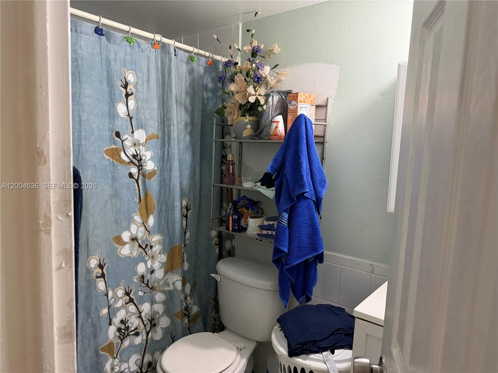 Real estate property located at 6950 6th Ave #412, Miami-dade, Lancaster Condo, Hialeah, FL