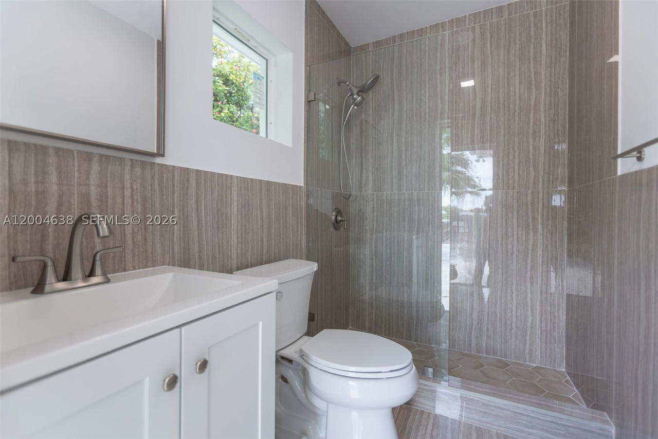 Real estate property located at 1690 Daytonia Rd, Miami-dade, Biscayne Point, Miami Beach, FL