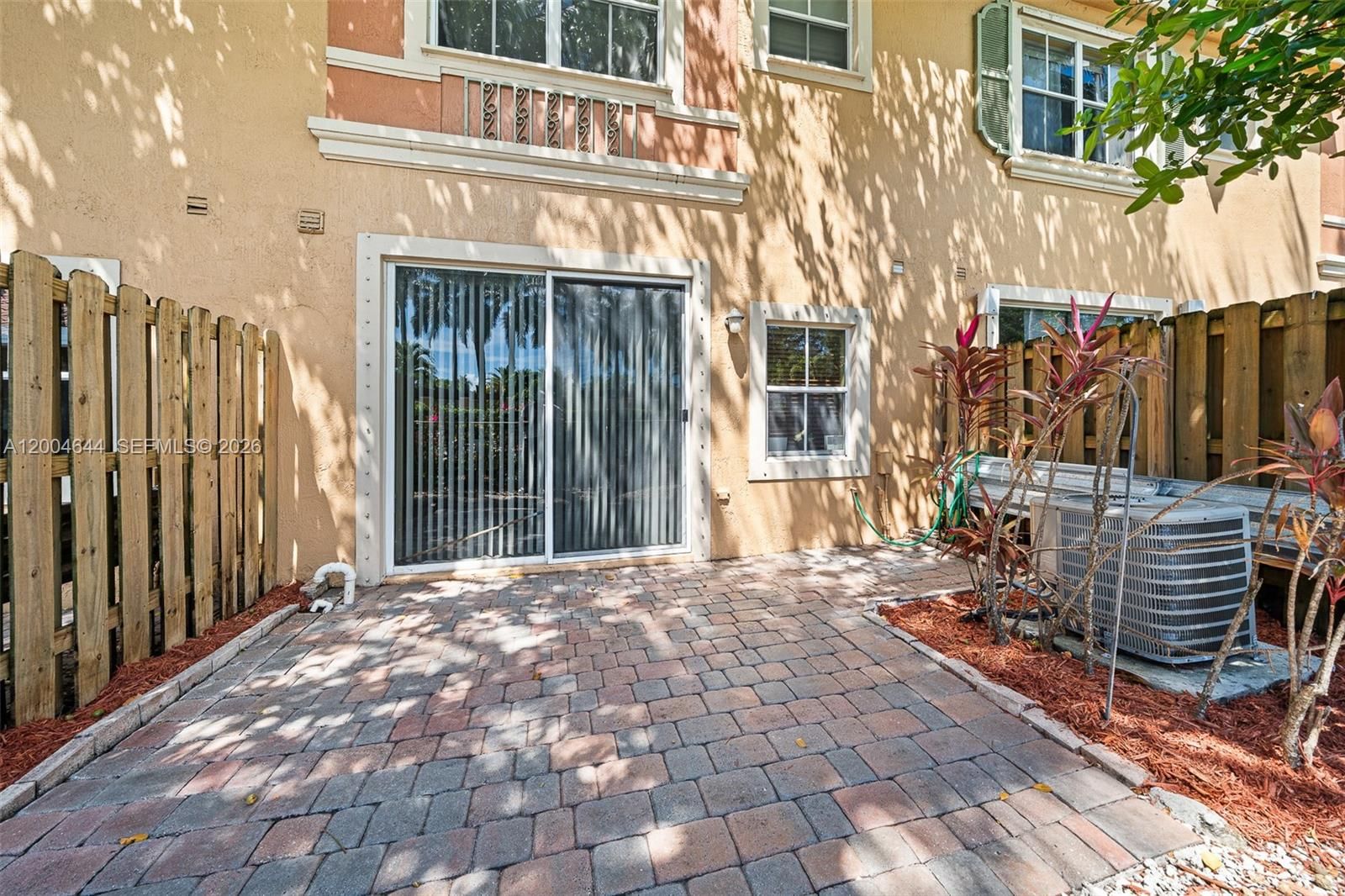 Real estate property located at 4948 Tradewinds Ter #504, Broward, Villas At Harbor Isles Co, Dania Beach, FL