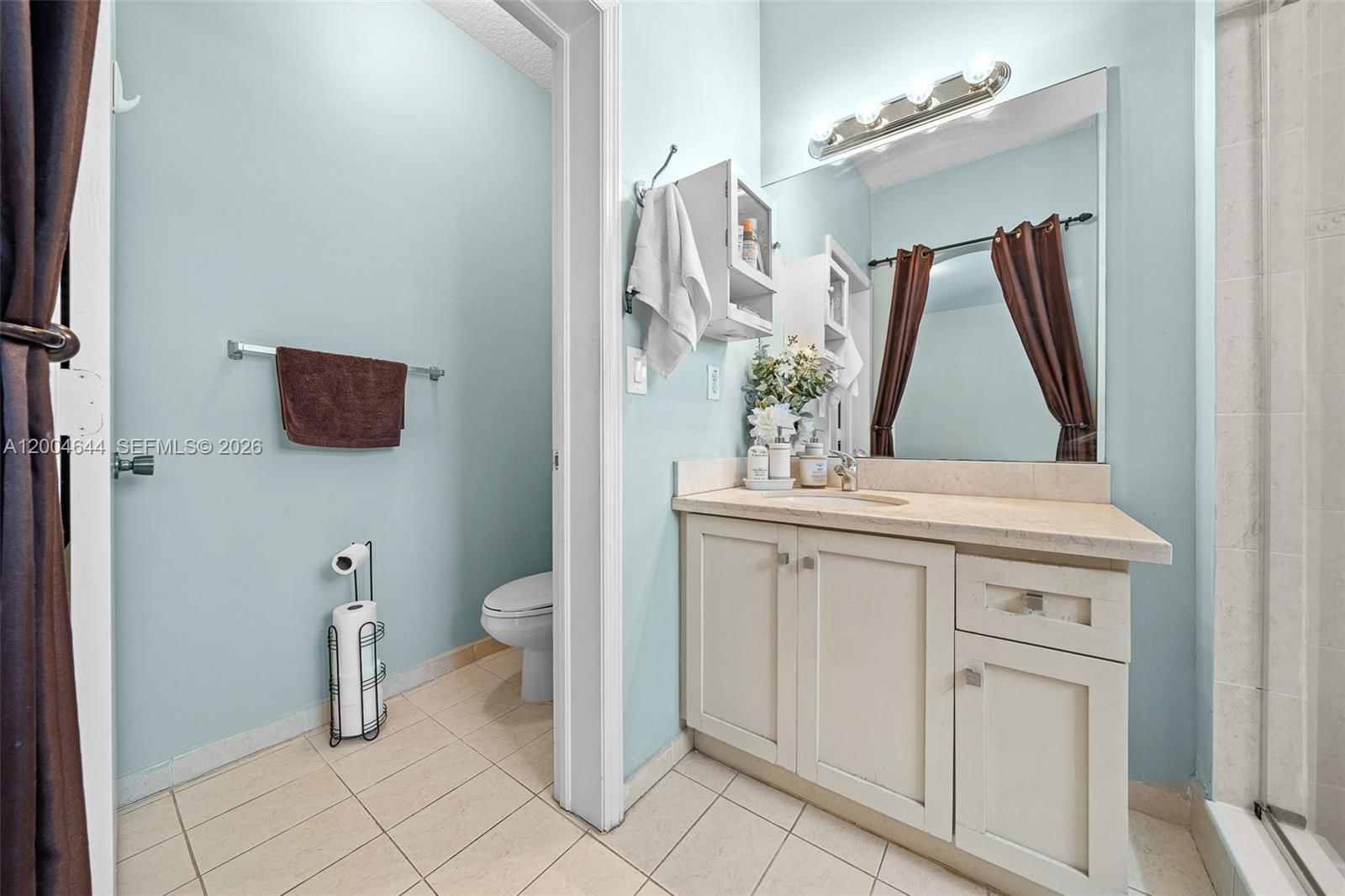 Real estate property located at 4948 Tradewinds Ter #504, Broward, Villas At Harbor Isles Co, Dania Beach, FL