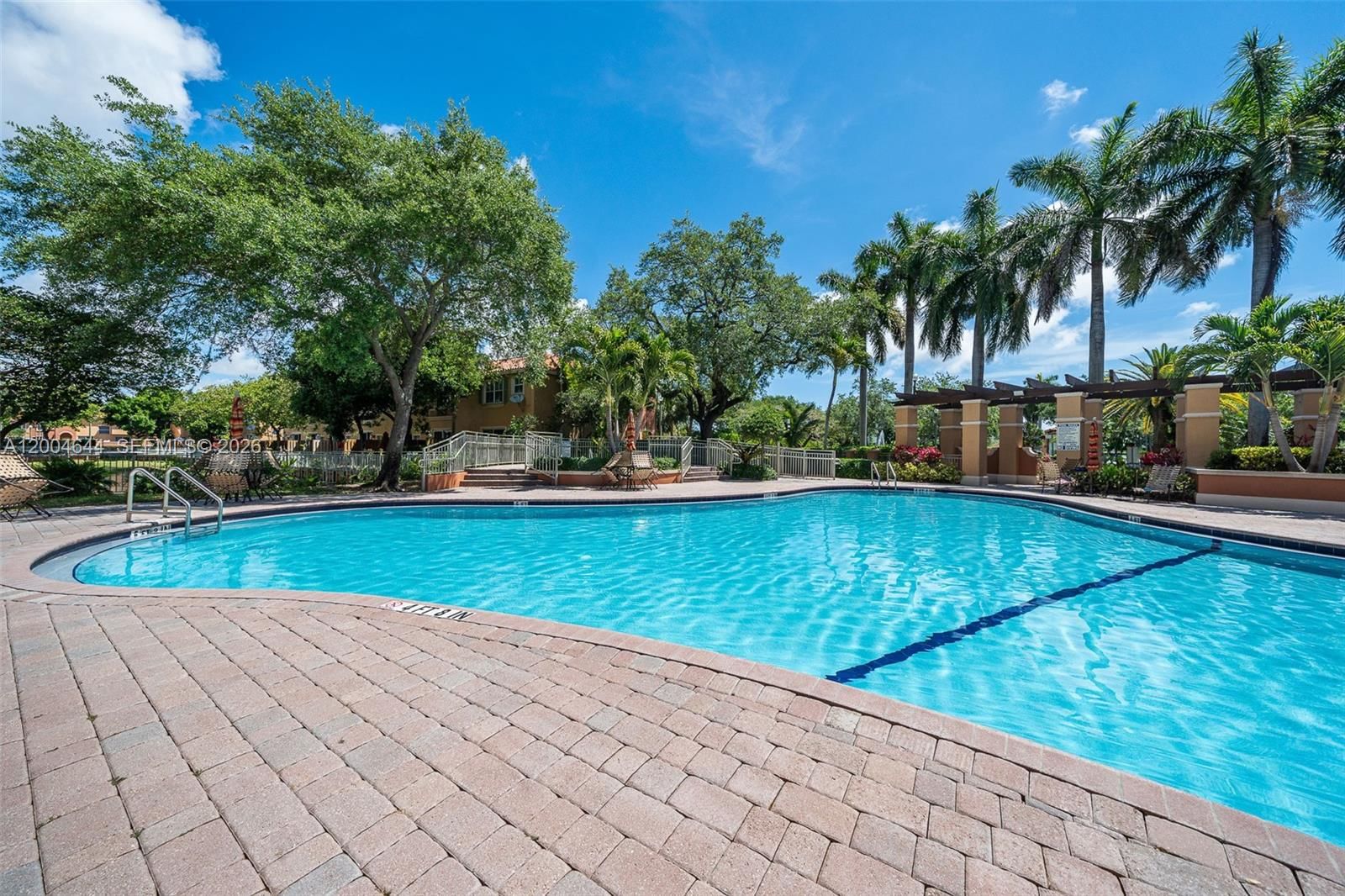 Real estate property located at 4948 Tradewinds Ter #504, Broward, Villas At Harbor Isles Co, Dania Beach, FL