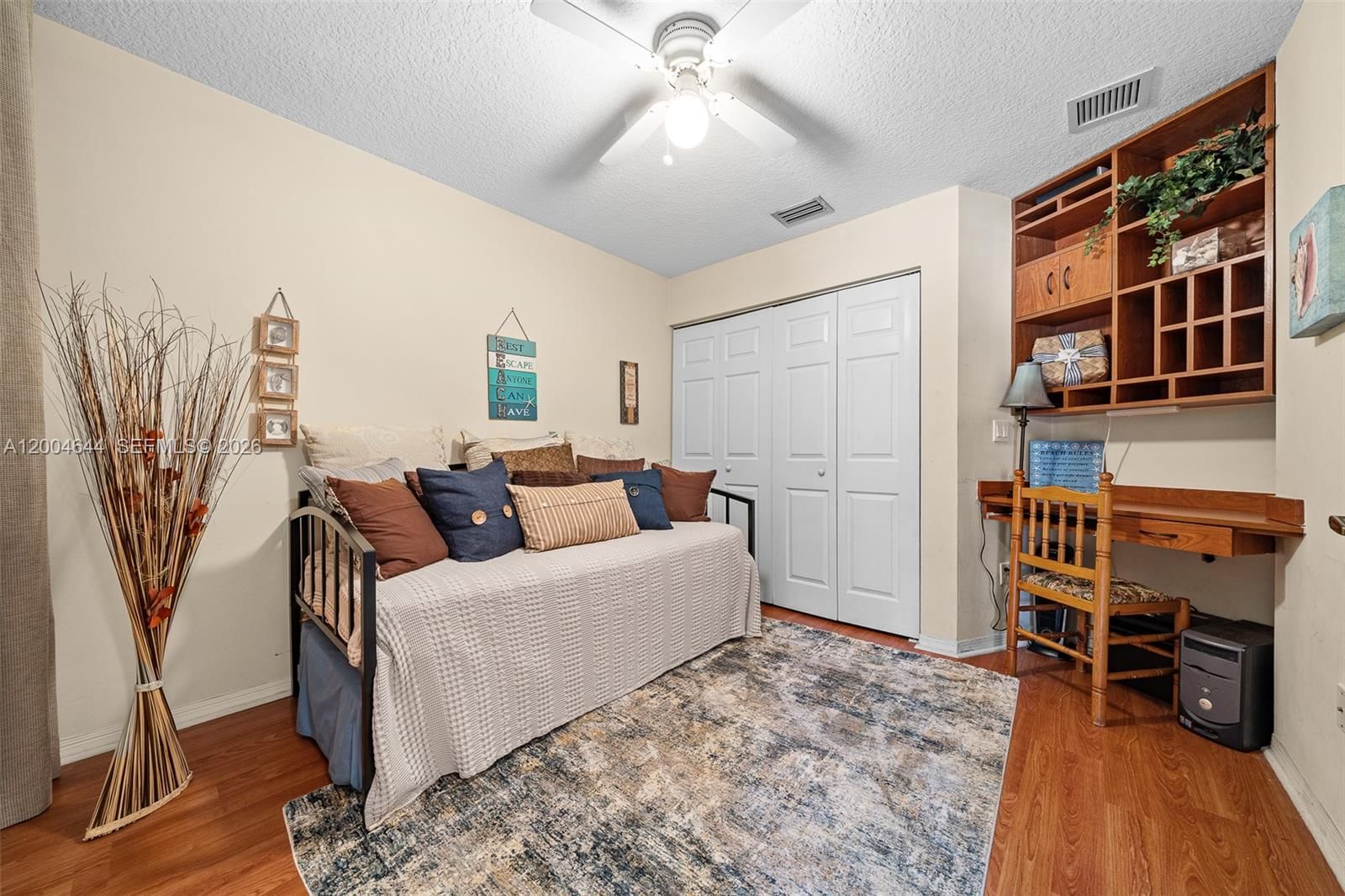 Real estate property located at 4948 Tradewinds Ter #504, Broward, Villas At Harbor Isles Co, Dania Beach, FL