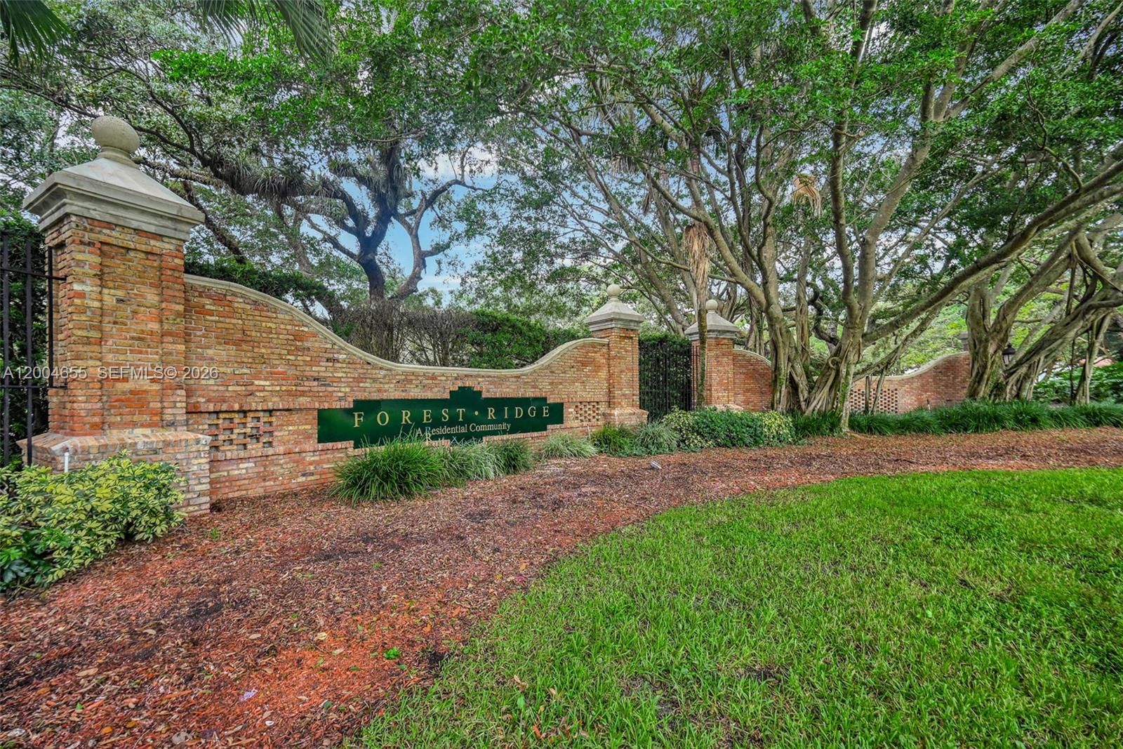 Real estate property located at 2806 Oak Grove Rd, Broward, Forest Ridge - Oak Grove, Davie, FL