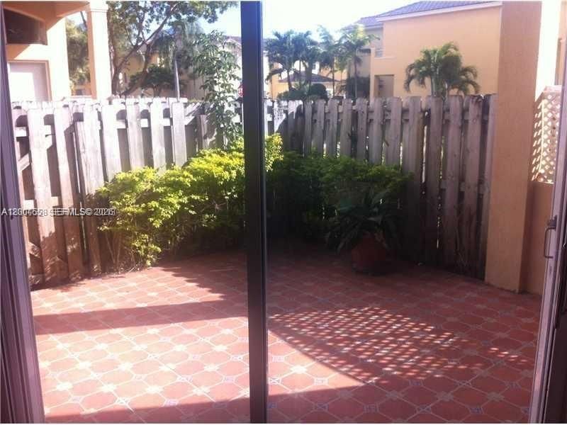 Real estate property located at 5507 113th Ave, Miami-dade, Doral Southeast Patio-hom, Doral, FL