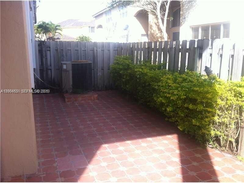 Real estate property located at 5507 113th Ave, Miami-dade, Doral Southeast Patio-hom, Doral, FL
