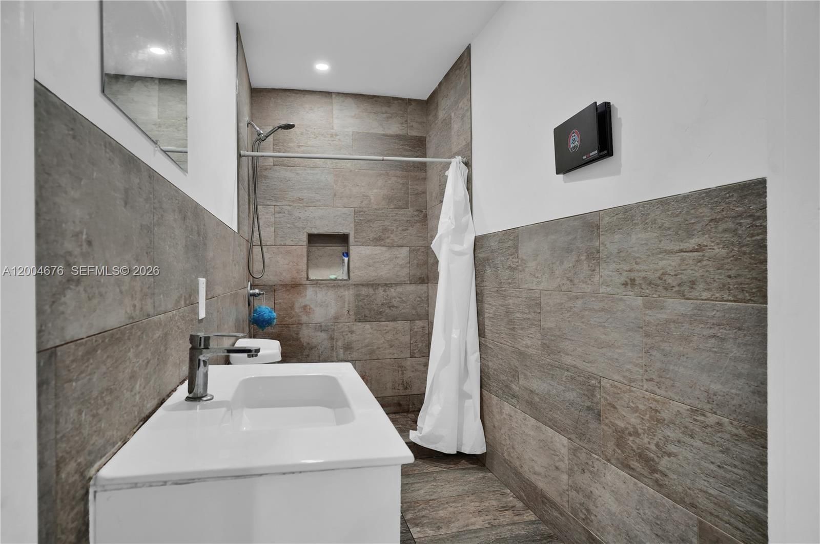 Real estate property located at 2211 82nd St, Miami-dade, Avocado Pk, Miami, FL