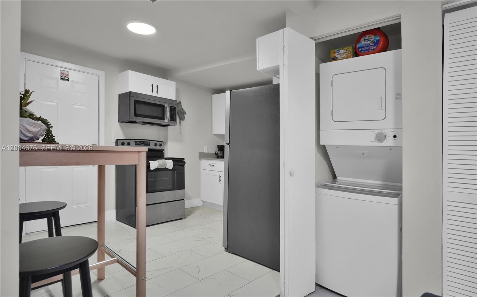 Real estate property located at 2211 82nd St, Miami-dade, Avocado Pk, Miami, FL