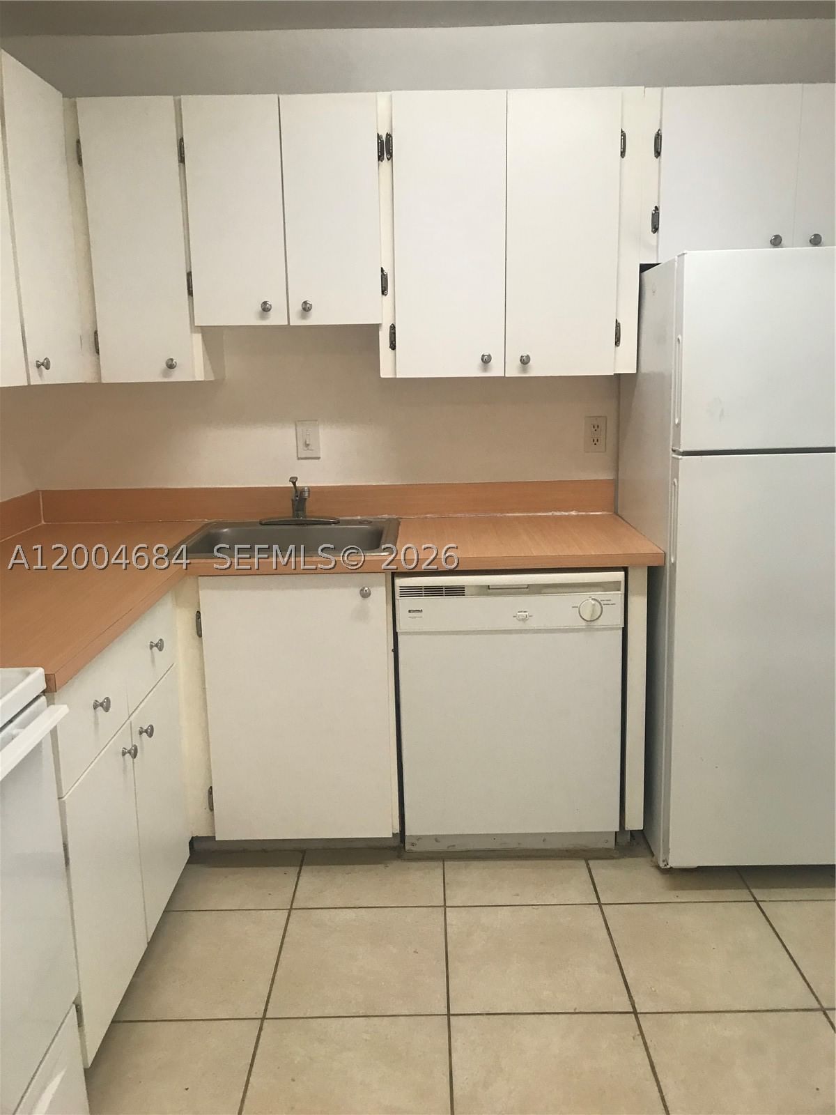 Real estate property located at 5112 NW 79 AV #201, Miami-dade, Doral Garden Ii Condo, Doral, FL