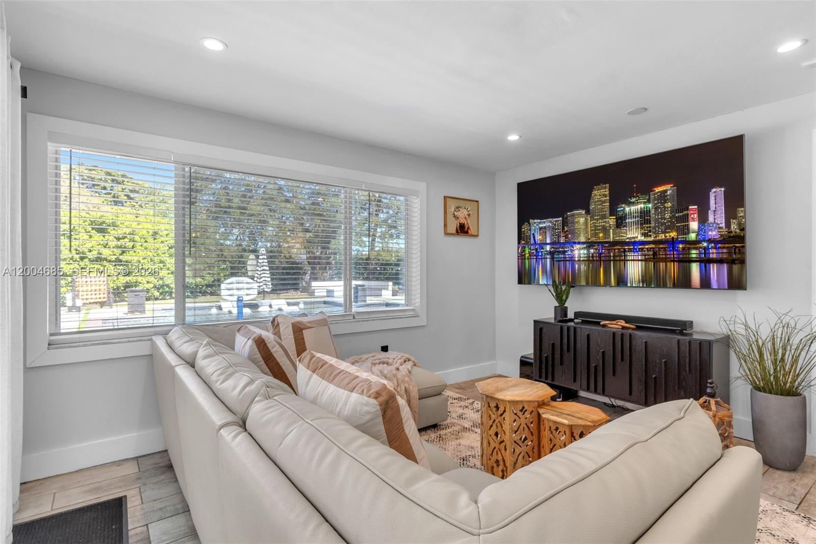 Real estate property located at 13741 72nd Ter, Miami-dade, Kendale Lakes Sec 4, Miami, FL