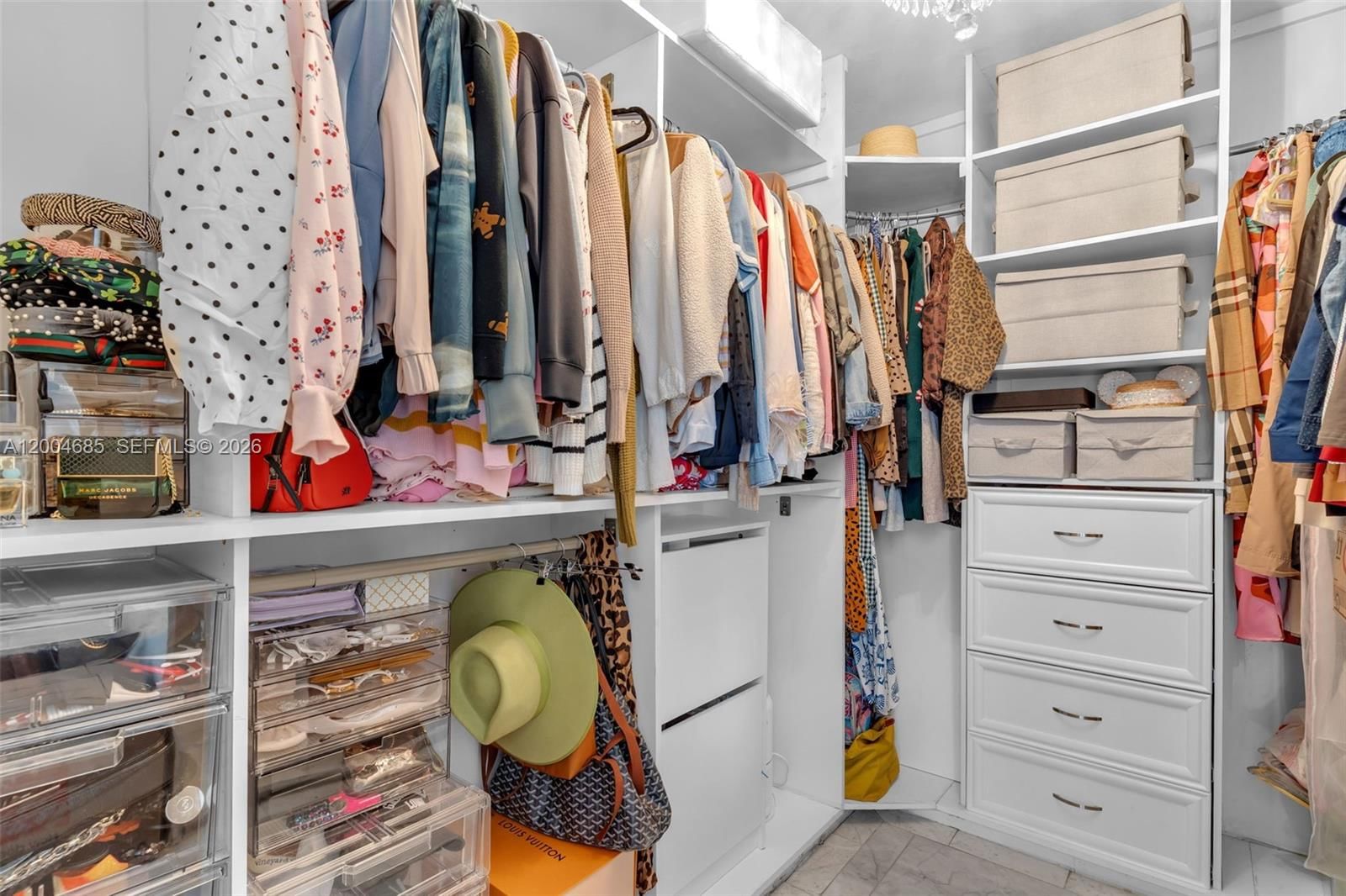 Real estate property located at 13741 72nd Ter, Miami-dade, Kendale Lakes Sec 4, Miami, FL