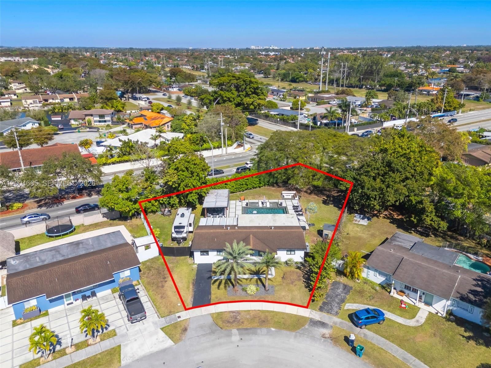 Real estate property located at 13741 72nd Ter, Miami-dade, Kendale Lakes Sec 4, Miami, FL