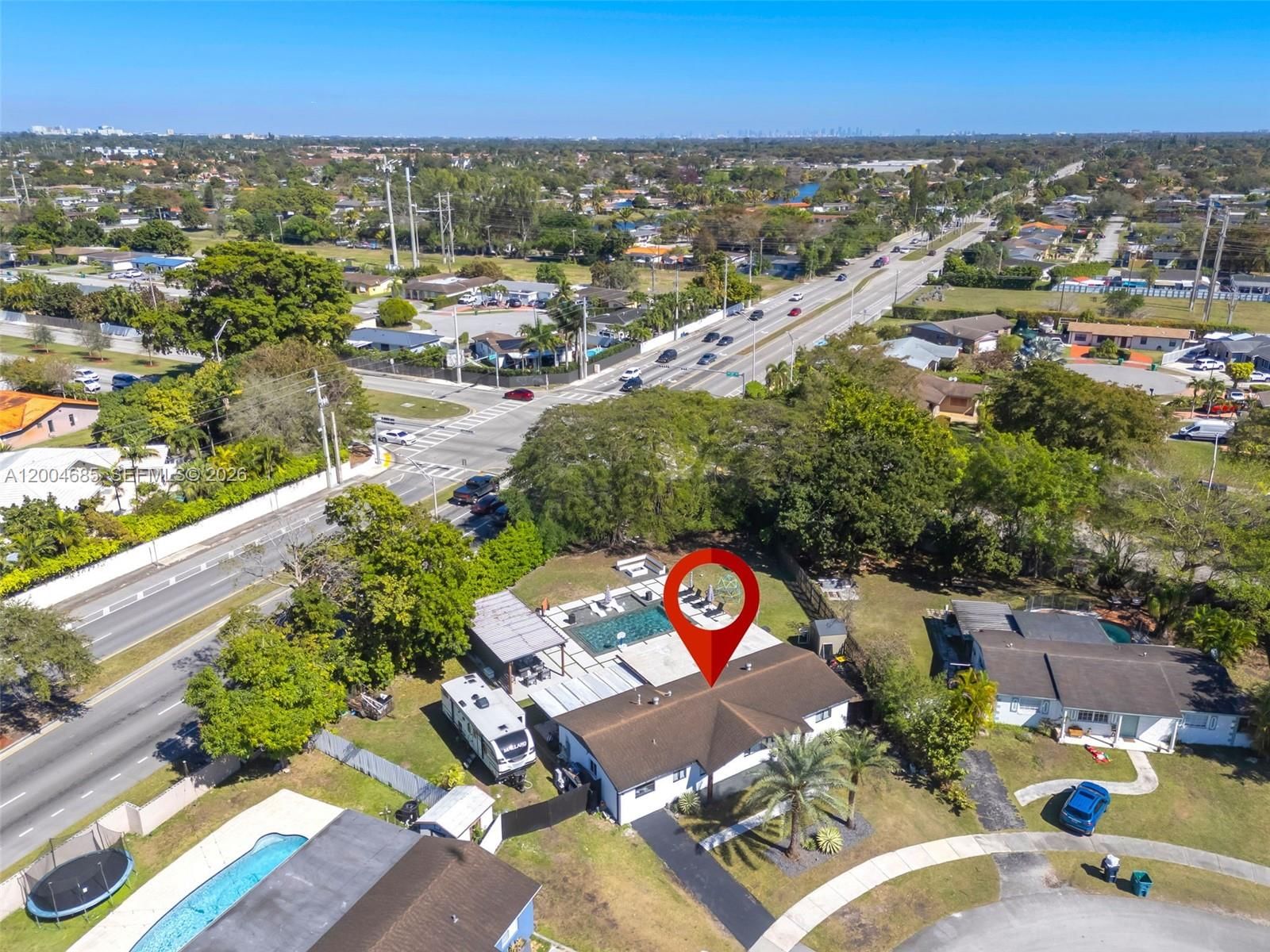 Real estate property located at 13741 72nd Ter, Miami-dade, Kendale Lakes Sec 4, Miami, FL