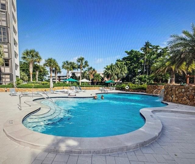 Real estate property located at 4000 Towerside Ter #1403, Miami-dade, The Towers Of Quayside Co, Miami, FL