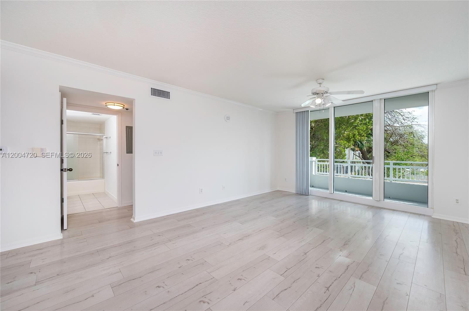 Real estate property located at 2665 37th Ave #201, Miami-dade, Da Vinci On Douglas Condo, Miami, FL