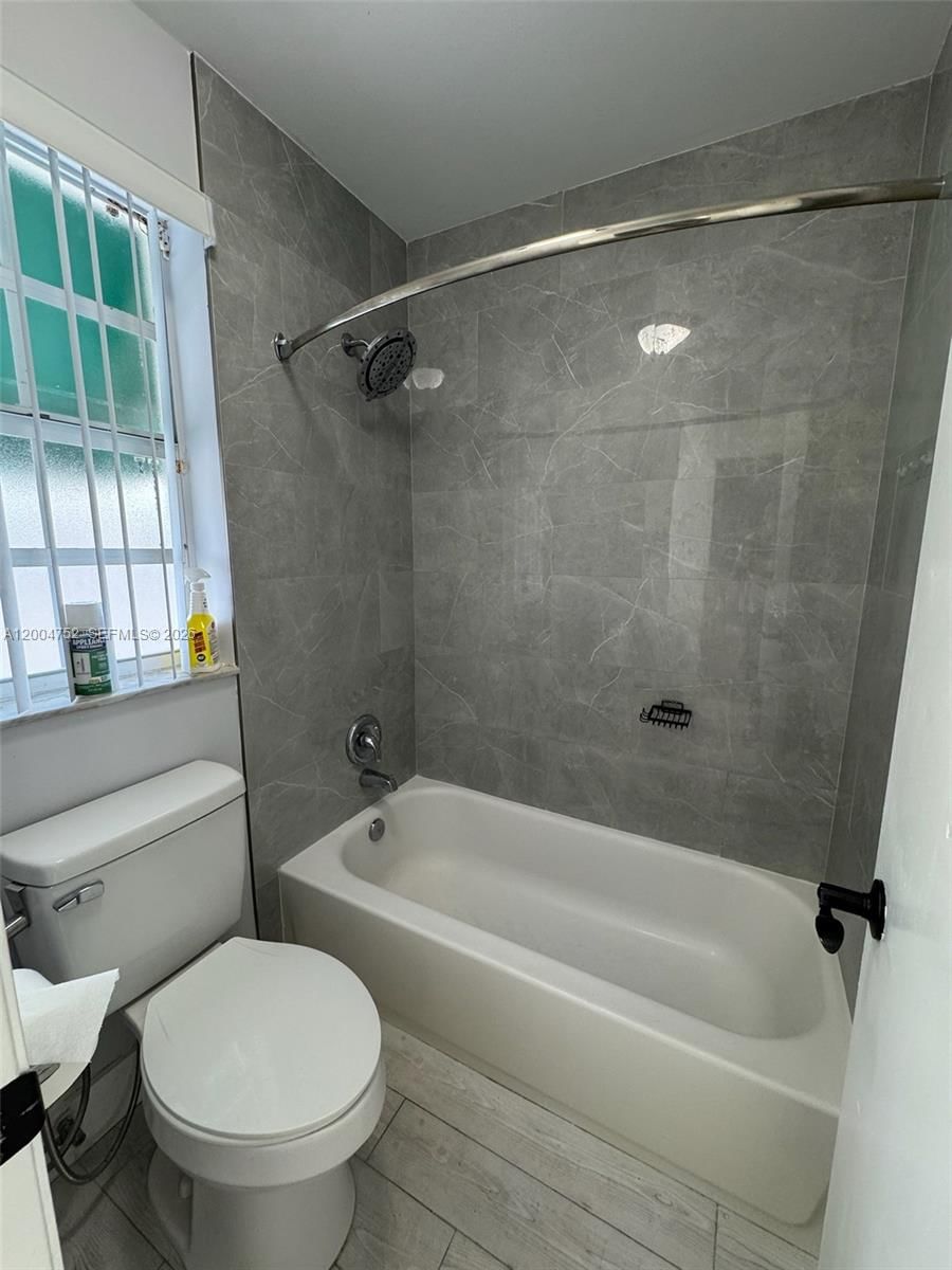 Real estate property located at 5127 123rd Ave, Broward, Flamingo Gardens Phase Fo, Cooper City, FL