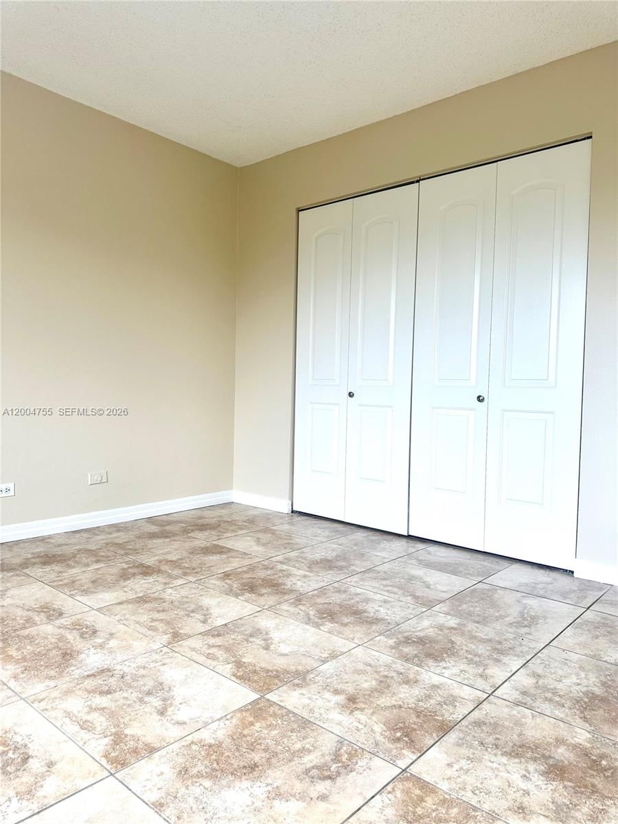 Real estate property located at 6601 116th Ct #403, Miami-dade, Sec 44 Atriums At Snapper, Miami, FL