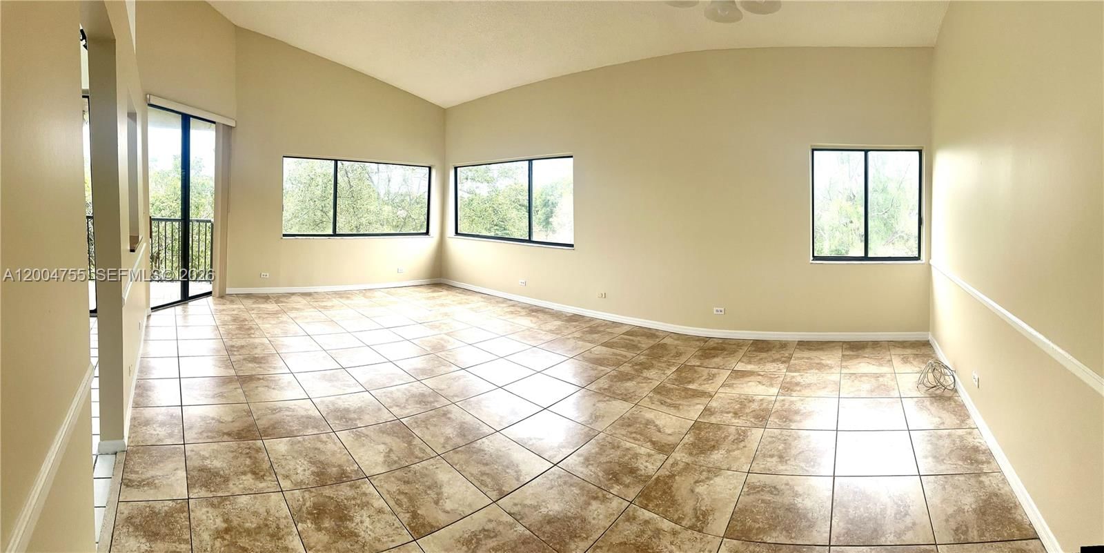 Real estate property located at 6601 116th Ct #403, Miami-dade, Sec 44 Atriums At Snapper, Miami, FL