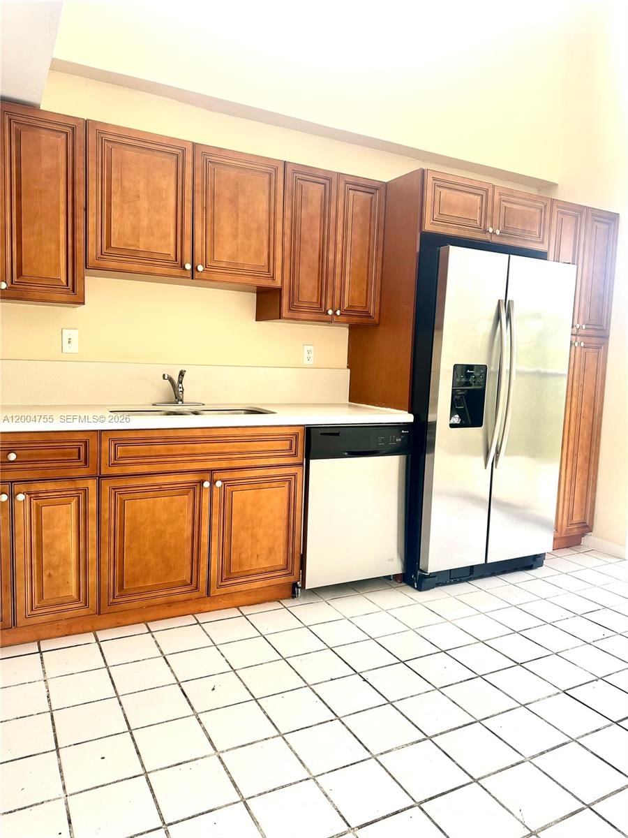 Real estate property located at 6601 116th Ct #403, Miami-dade, Sec 44 Atriums At Snapper, Miami, FL