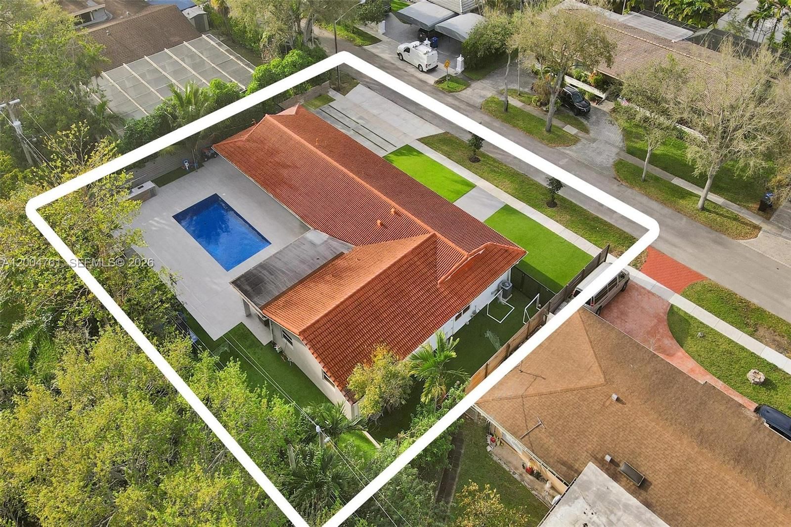 Real estate property located at 2126 187th St, Miami-dade, Greynolds Park West, North Miami Beach, FL