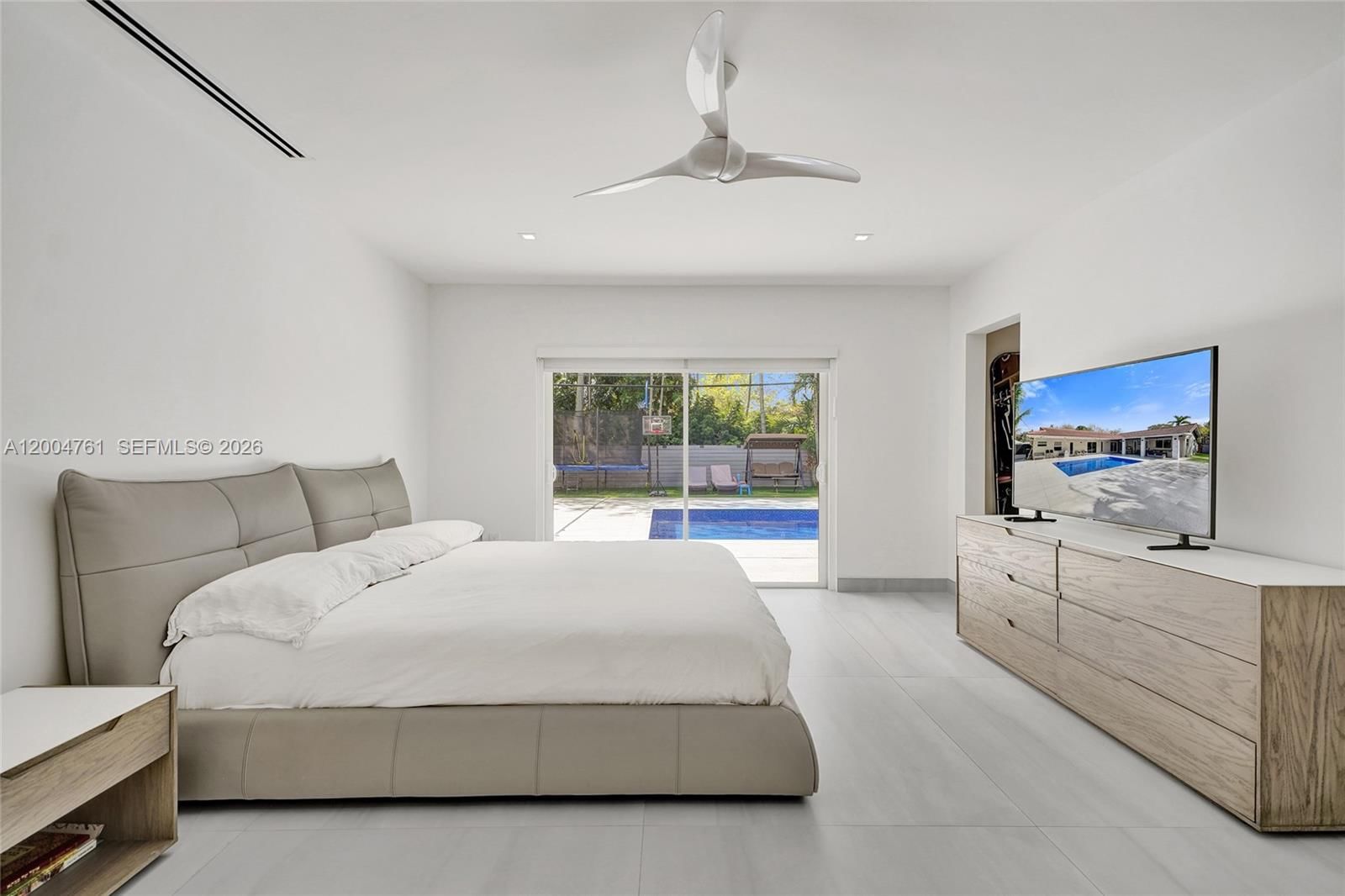 Real estate property located at 2126 187th St, Miami-dade, Greynolds Park West, North Miami Beach, FL