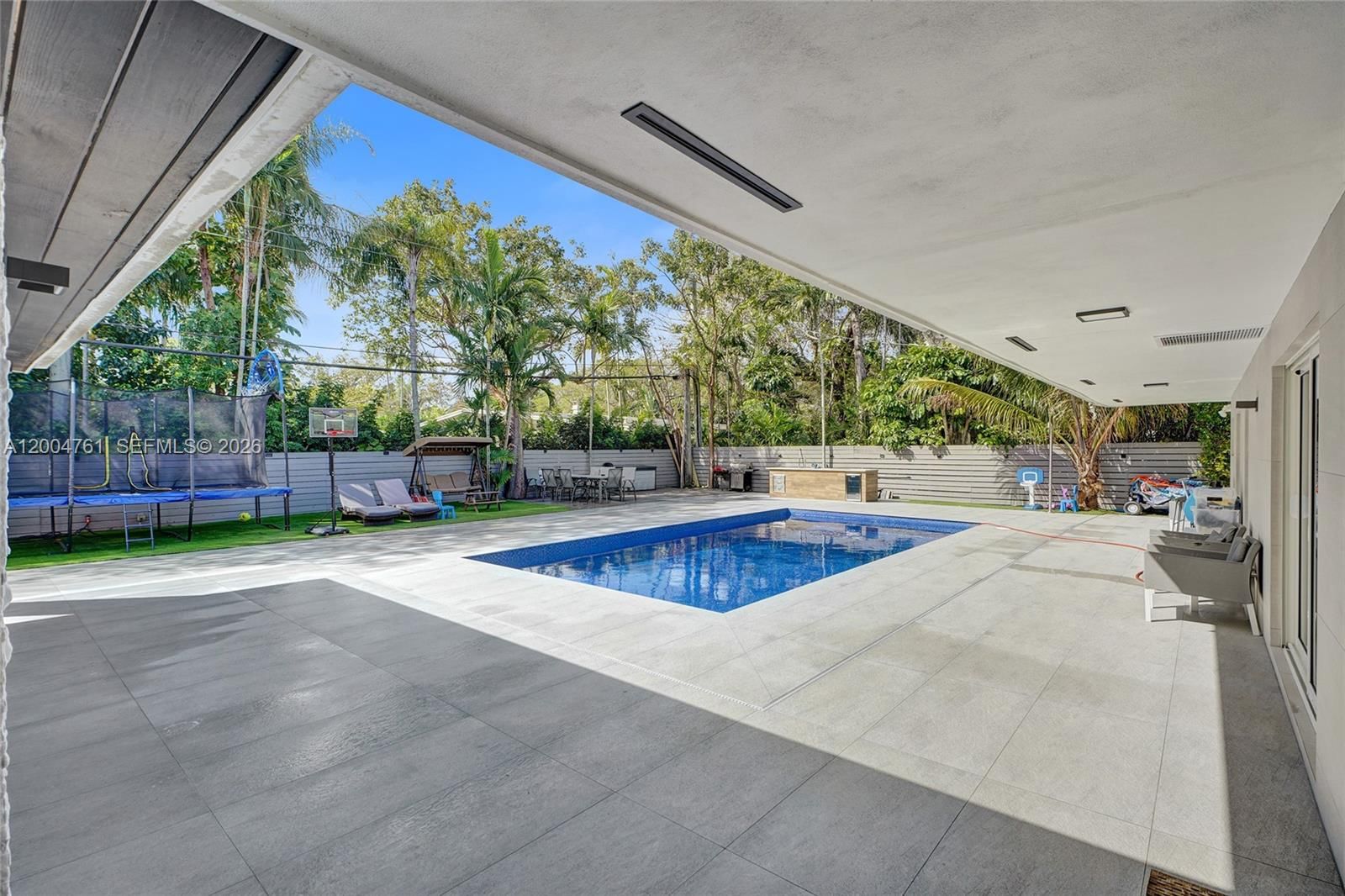 Real estate property located at 2126 187th St, Miami-dade, Greynolds Park West, North Miami Beach, FL