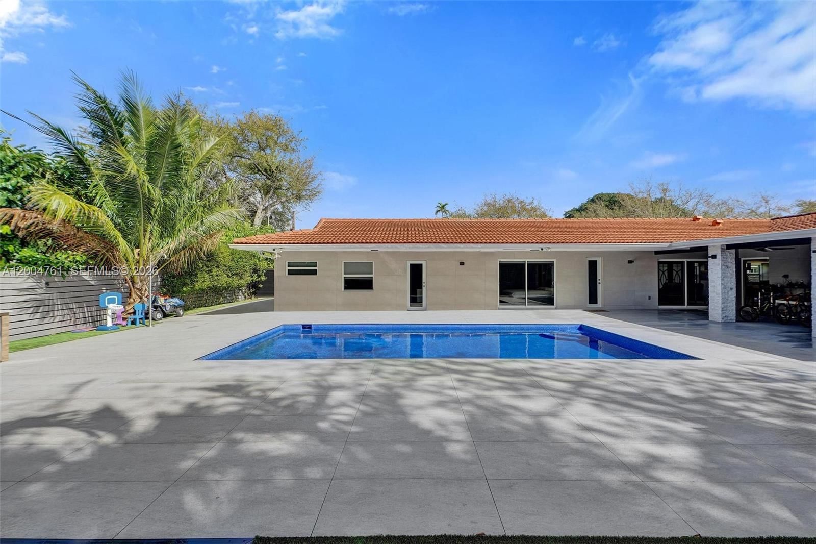 Real estate property located at 2126 187th St, Miami-dade, Greynolds Park West, North Miami Beach, FL