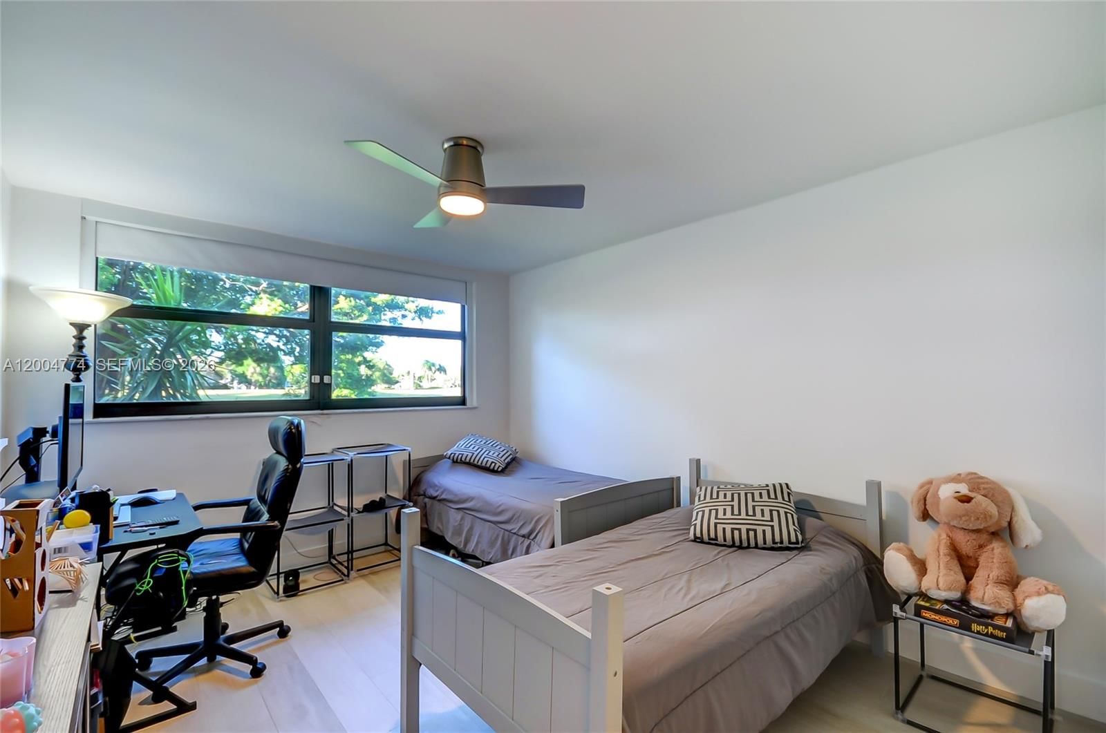 Real estate property located at 16175 Golf Club Rd #113, Broward, Bldg 5 Of Country Club Ap, Weston, FL