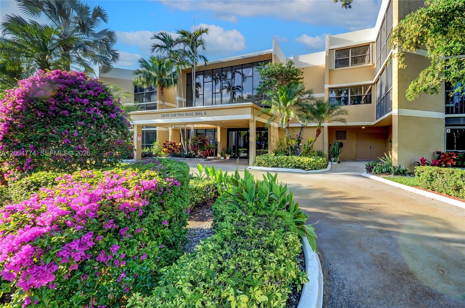 Real estate property located at 16175 Golf Club Rd #113, Broward, Bldg 5 Of Country Club Ap, Weston, FL